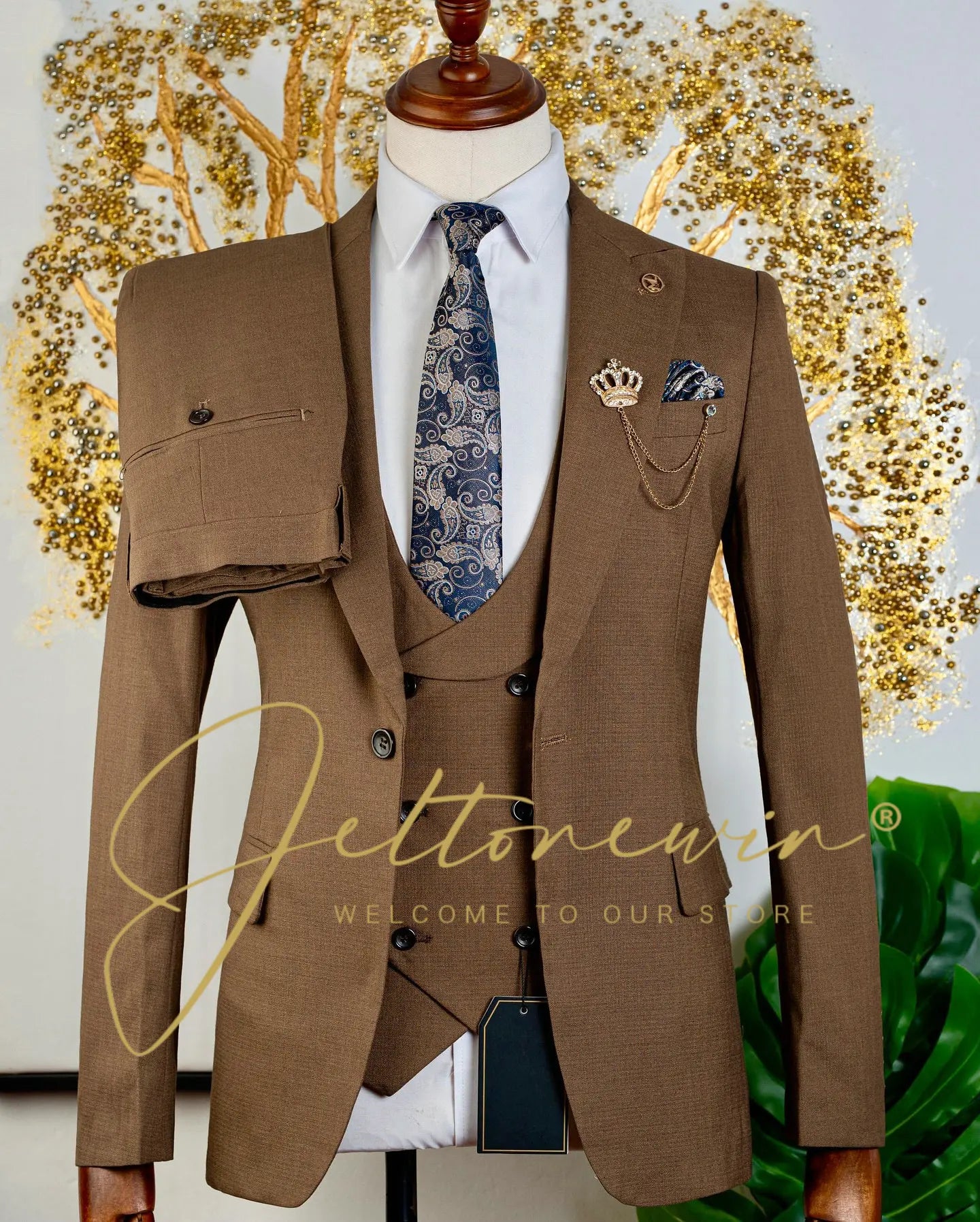 Brauner dreiteiliger Herrenanzug mit Weste und Hose, schmale Passform, formelle Kleidung für Hochzeit, Trauzeugen, Party, Business-Anlass