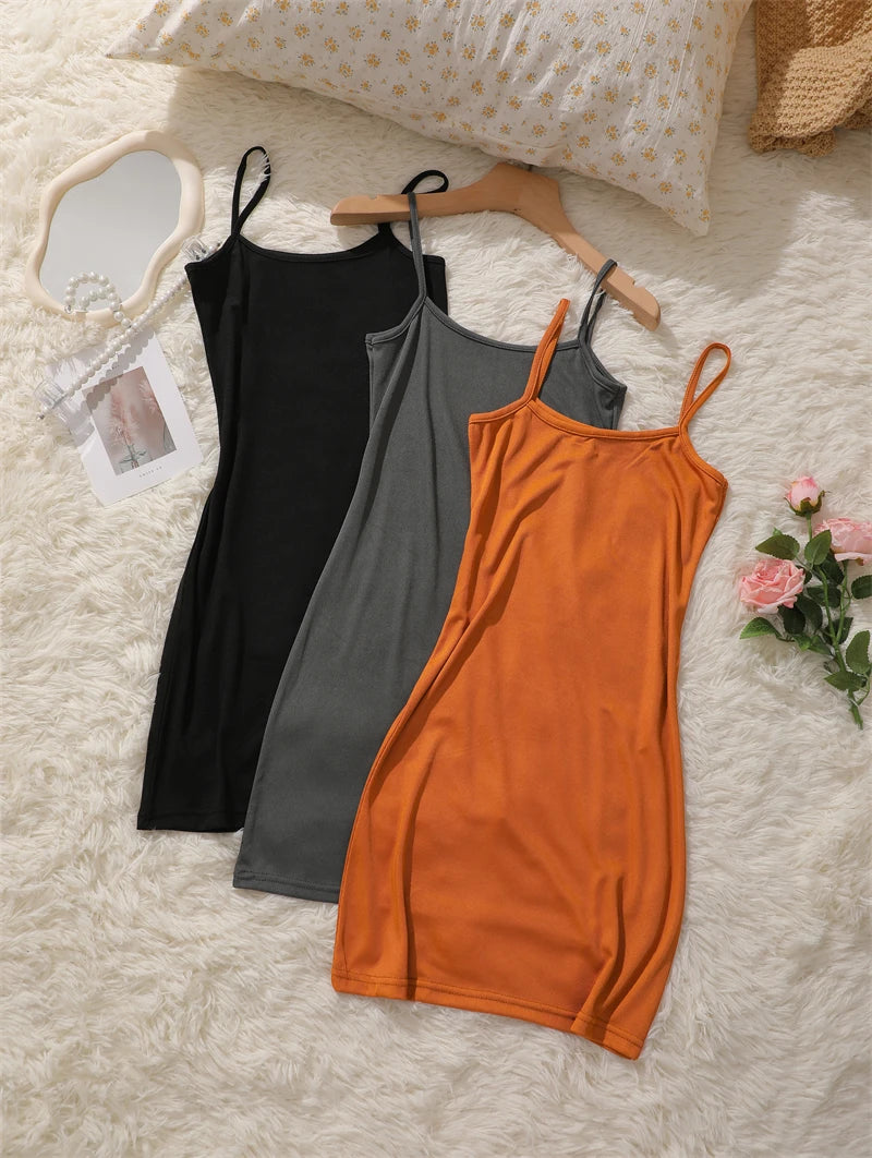 Sommerliches nahtloses Trägerkleid, ärmelloses Satin-Nachthemd, dehnbare Damen-Schlafkleidung mit Spaghettiträgern, lockere Freizeitkleidung für zu Hause