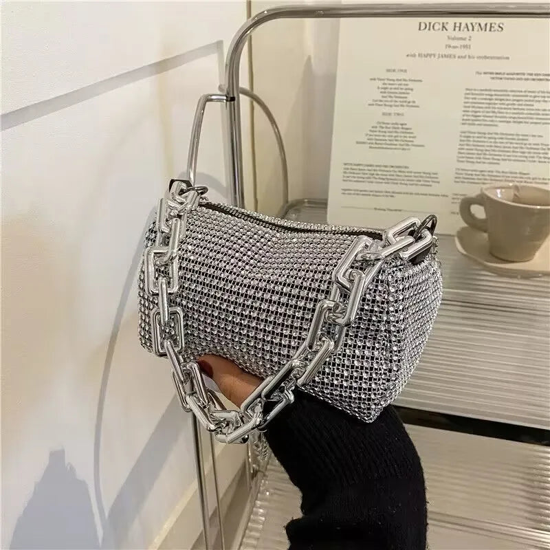 Allover-Beuteltasche mit Strasssteinen, Balltasche mit Glitzerkette, Mini-Umhängetasche für Damen (6,3 x 3,54) Zoll).